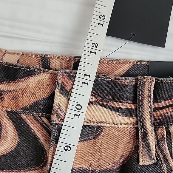 Fashion Nova Volcano Blows Straight Leg Jeans Womens Size 3 NWT - Picture 14 of 15